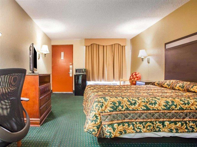 Rodeway Inn Mount Laurel Hwy 73 Luaran gambar