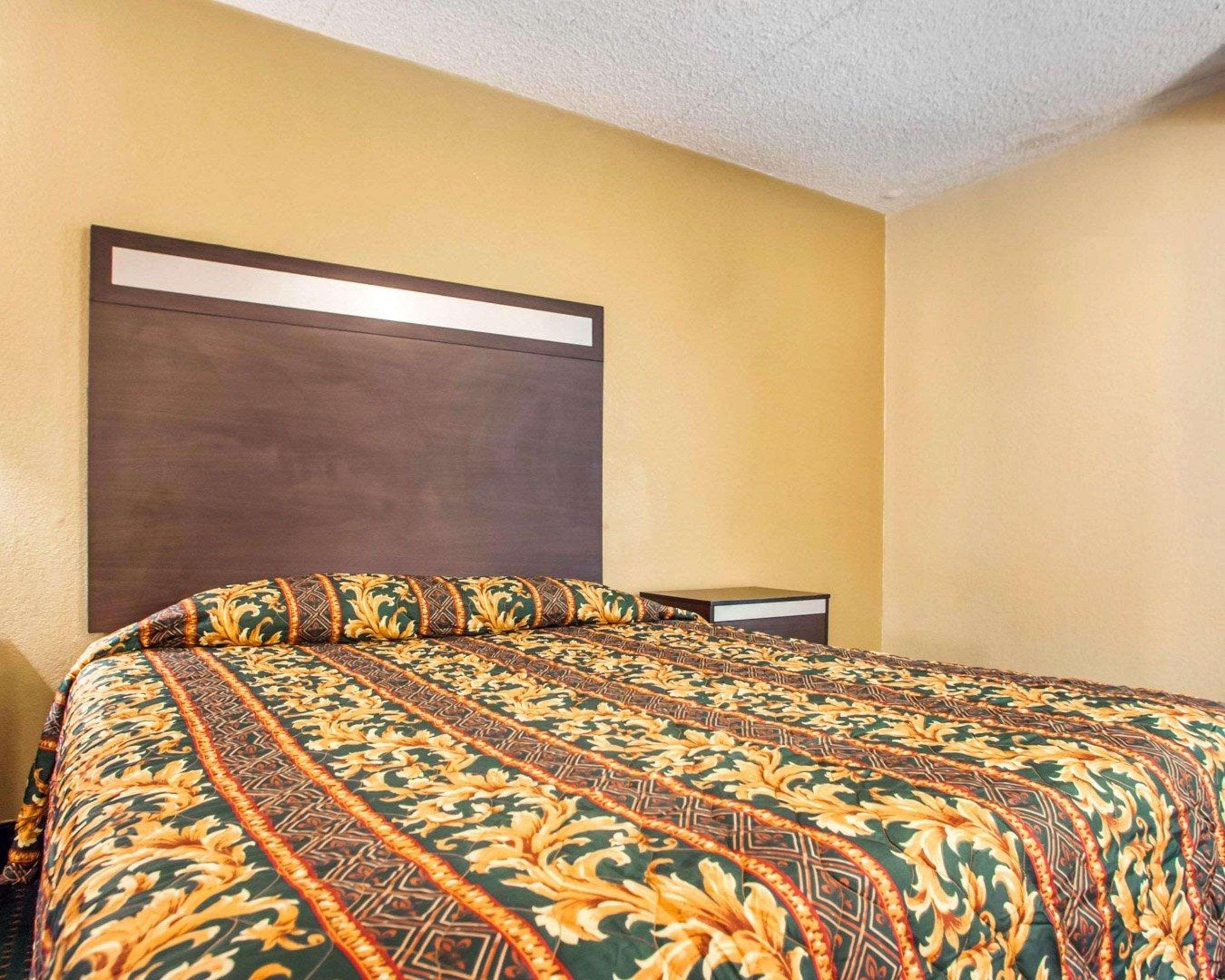 Rodeway Inn Mount Laurel Hwy 73 Luaran gambar