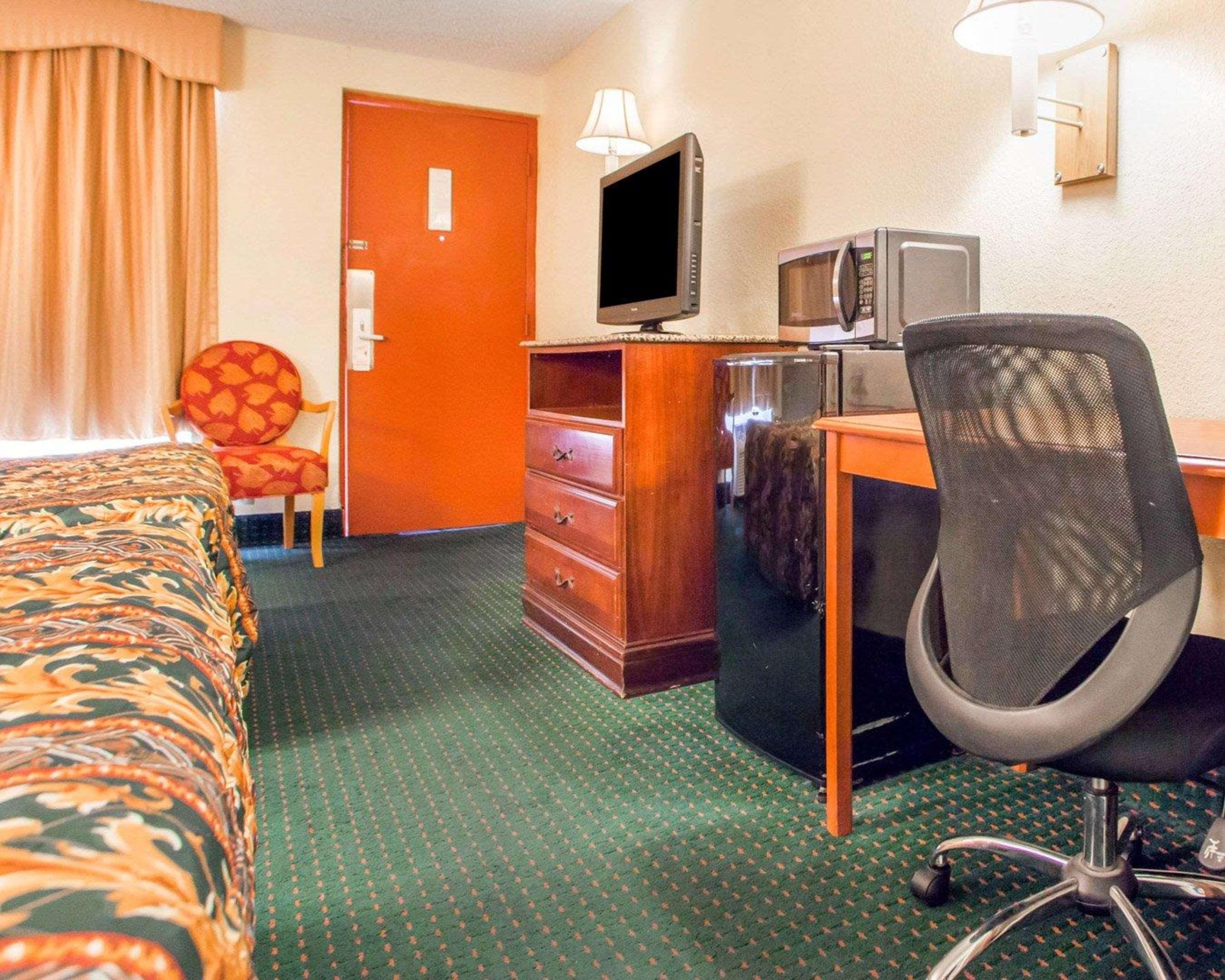 Rodeway Inn Mount Laurel Hwy 73 Luaran gambar