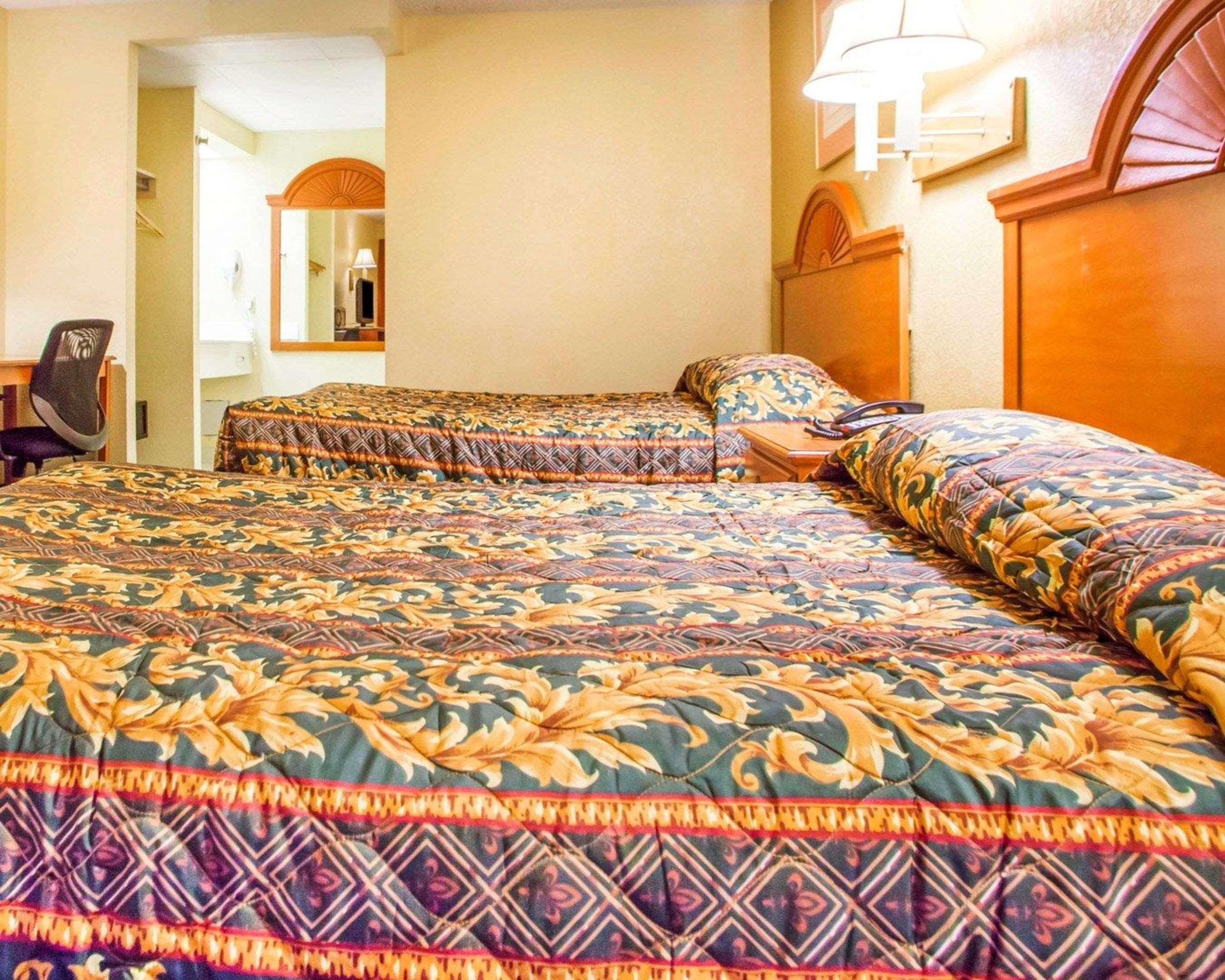 Rodeway Inn Mount Laurel Hwy 73 Luaran gambar